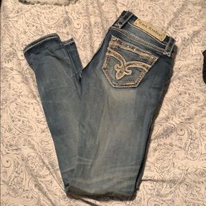 Rock revival skinny jeans